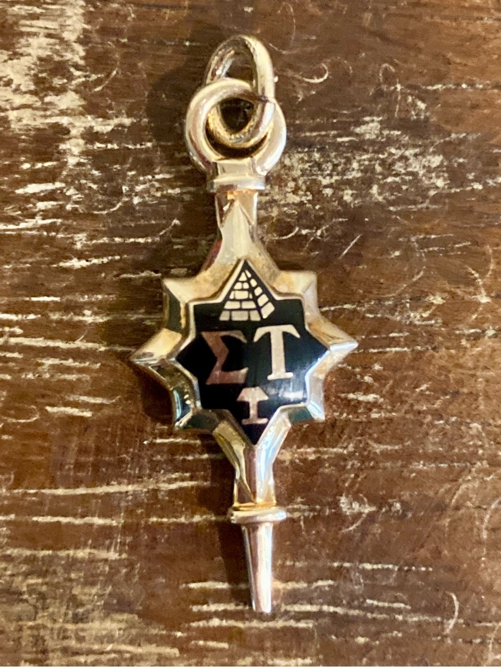 SIGMA TAU Engineering Honor Society Fraternity Key/Pendant with Black Enamel
